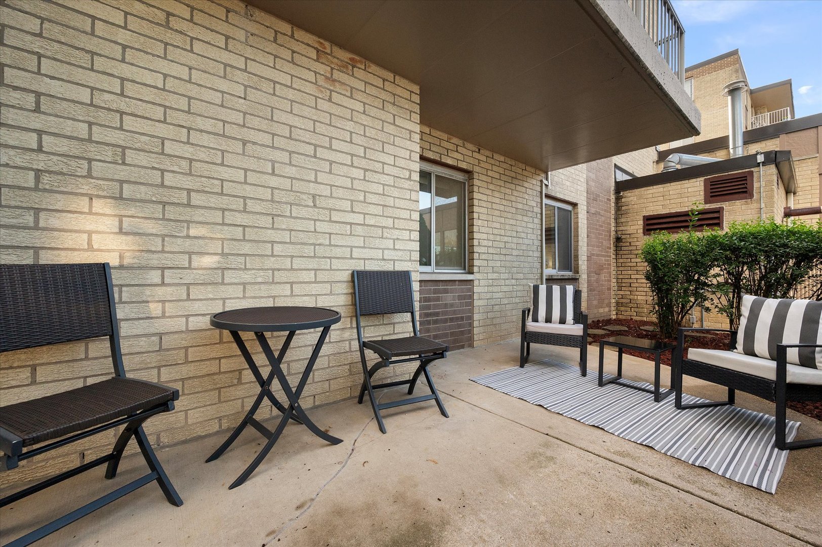 100 W Butterfield Road #101N, Elmhurst, IL 60126
