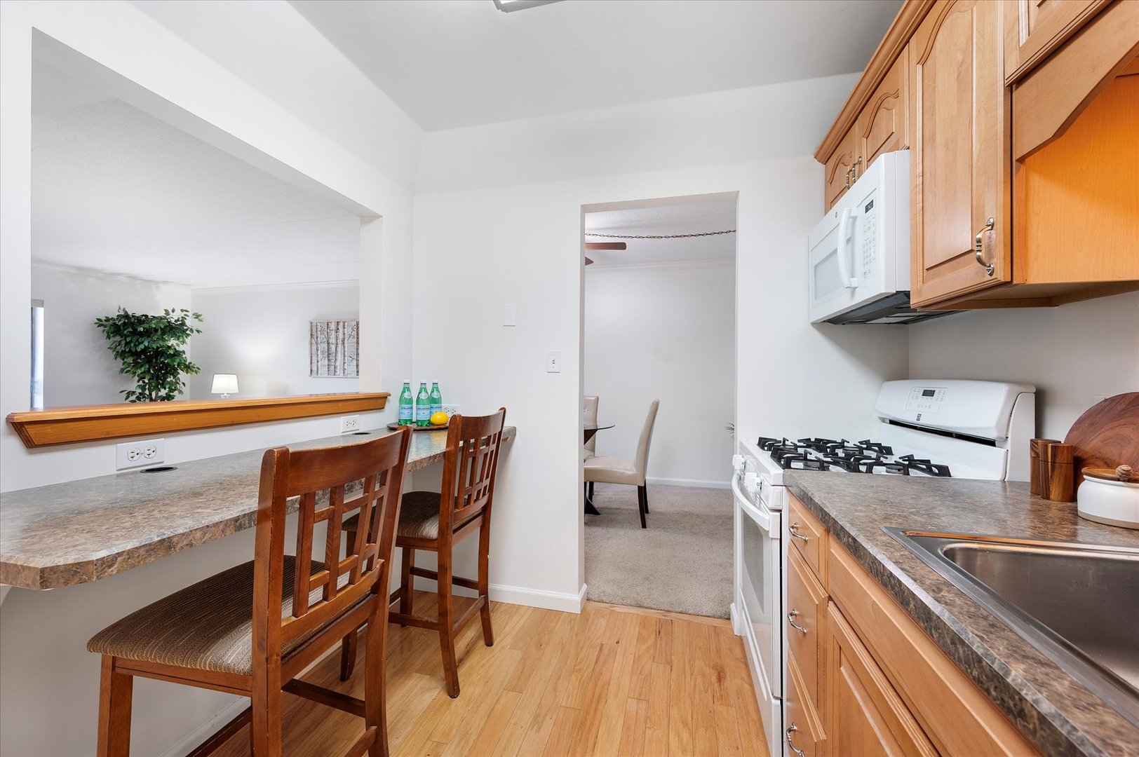 100 W Butterfield Road #101N, Elmhurst, IL 60126