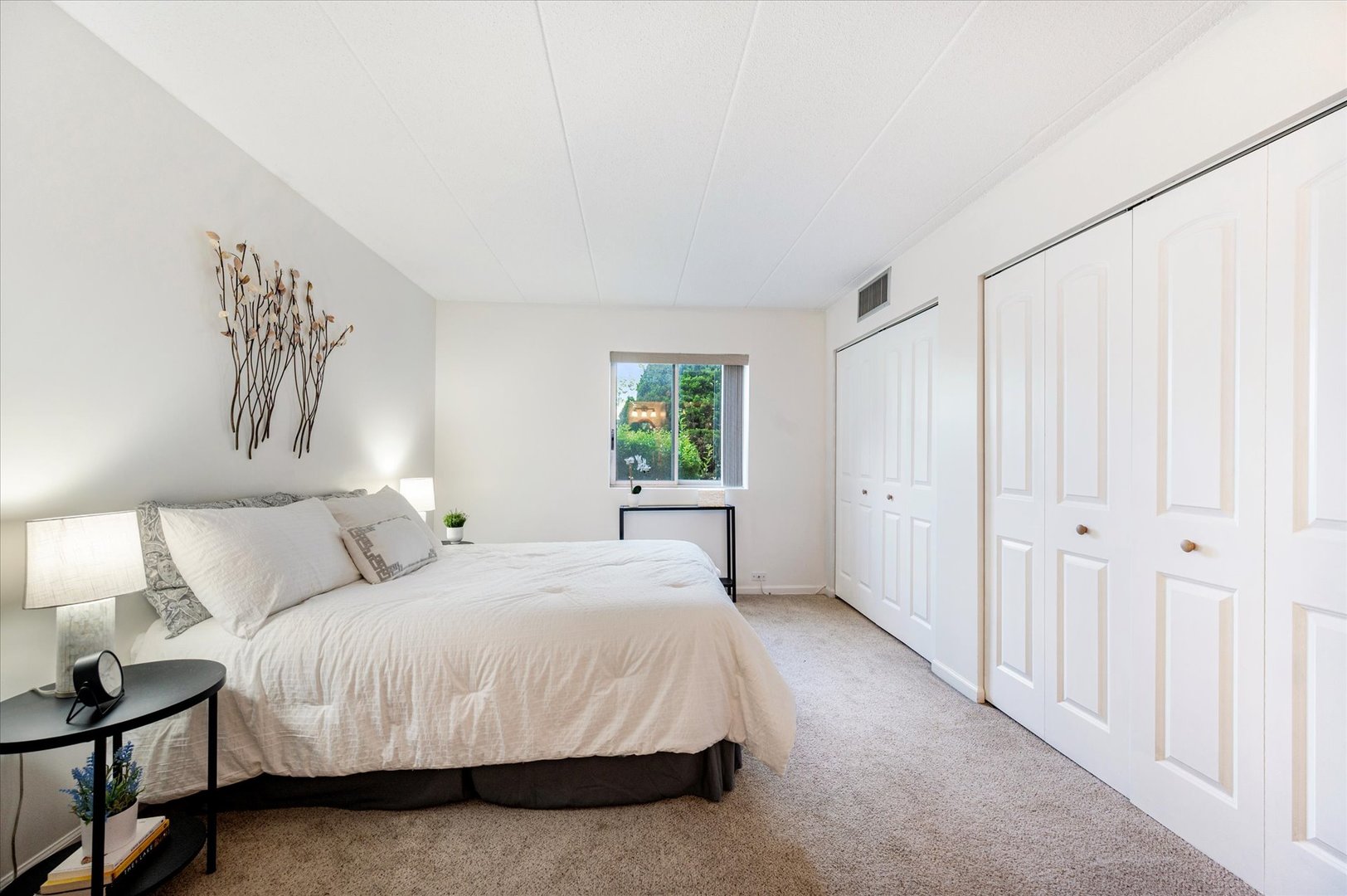 100 W Butterfield Road #101N, Elmhurst, IL 60126