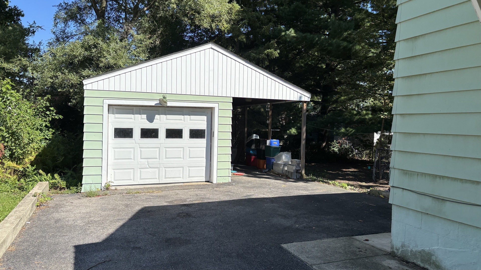 2207 EMMAUS Avenue, Zion, IL 60099