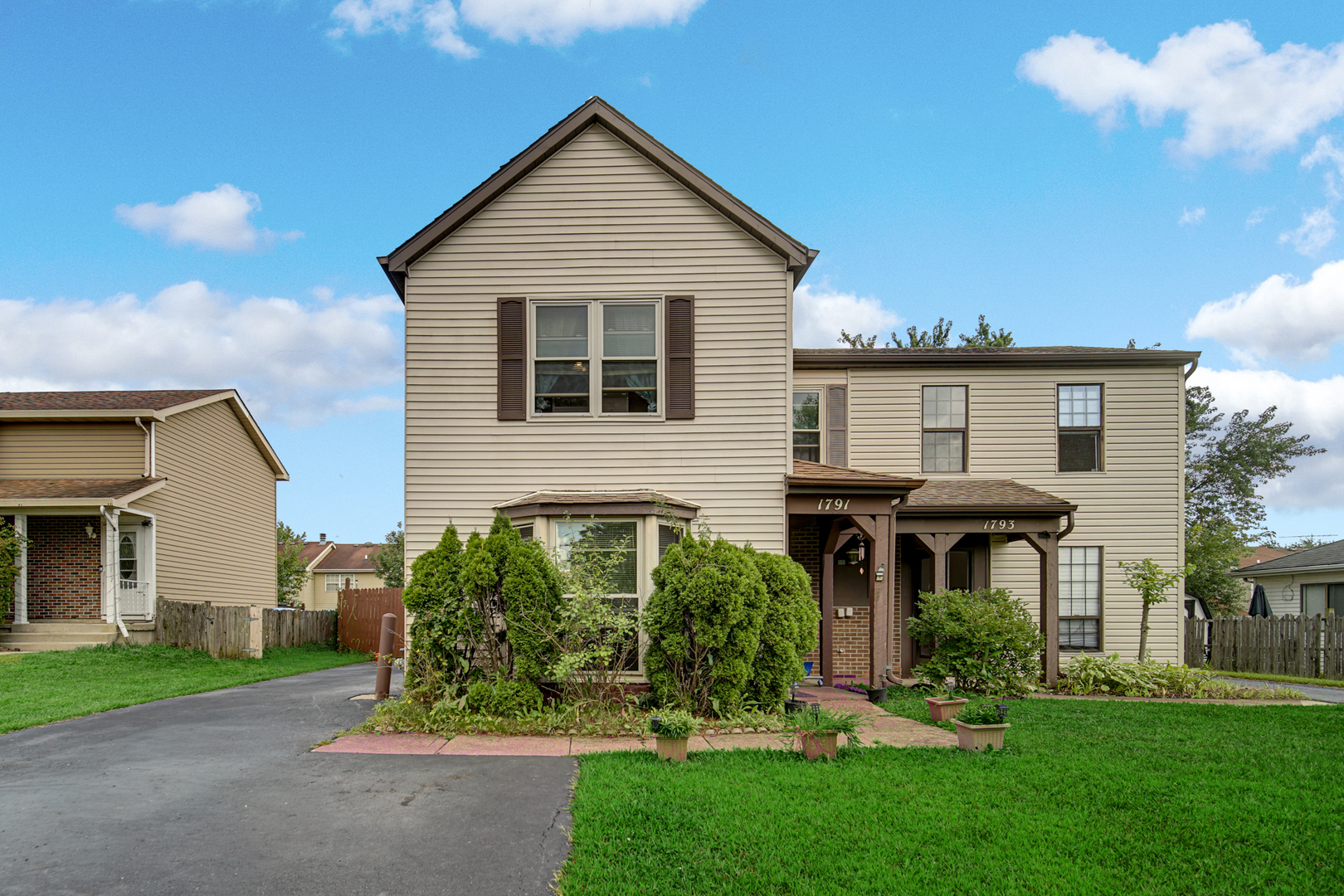 1791 Mccormick Lane, Hanover Park, IL 60133