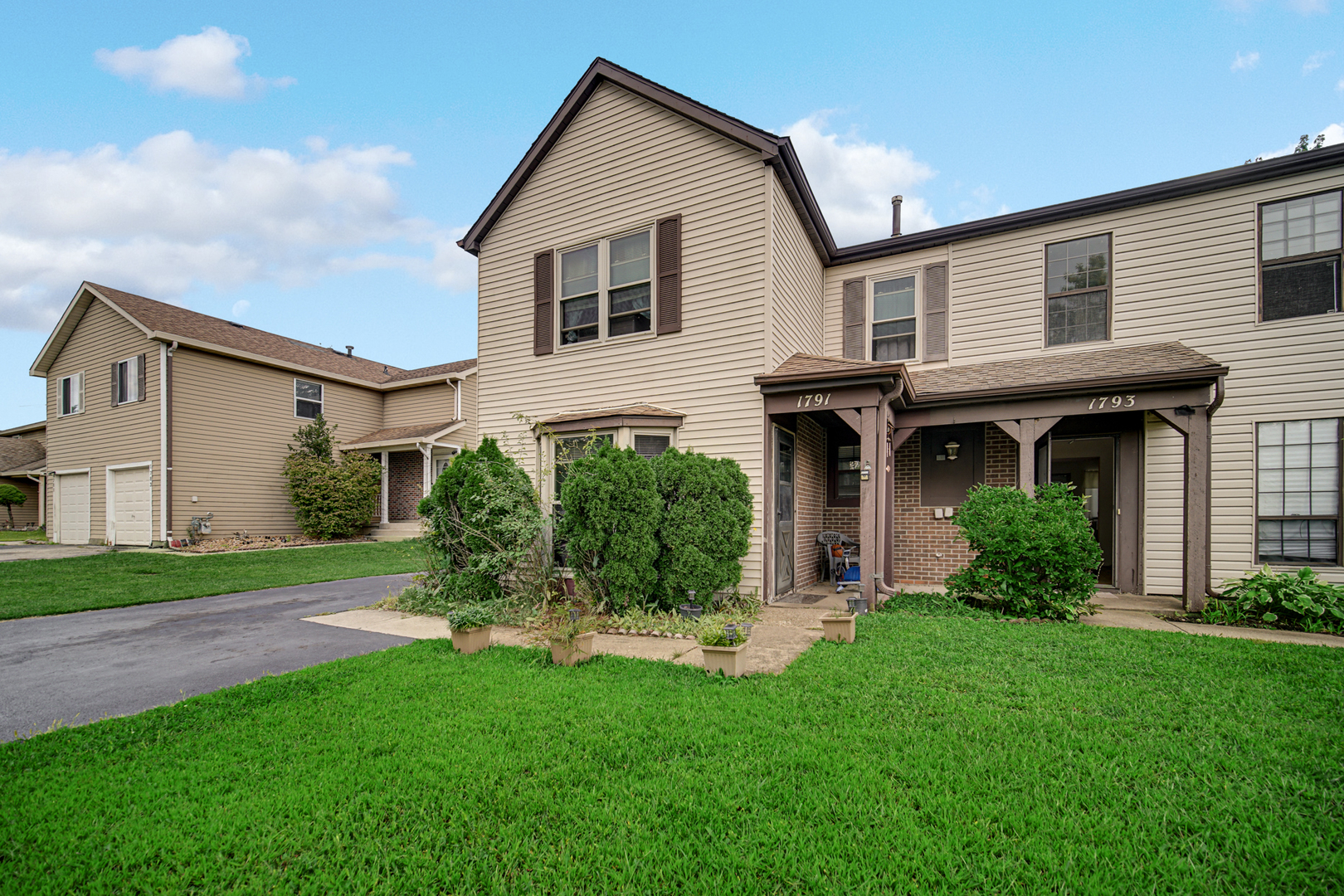 1791 Mccormick Lane, Hanover Park, IL 60133