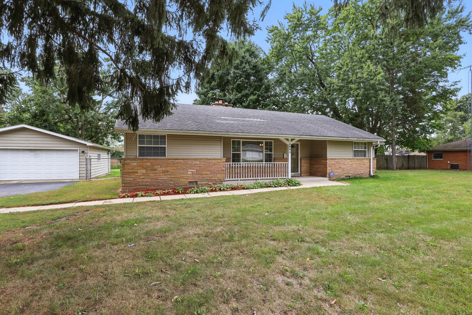 1401 20th Street, Zion, IL 60099
