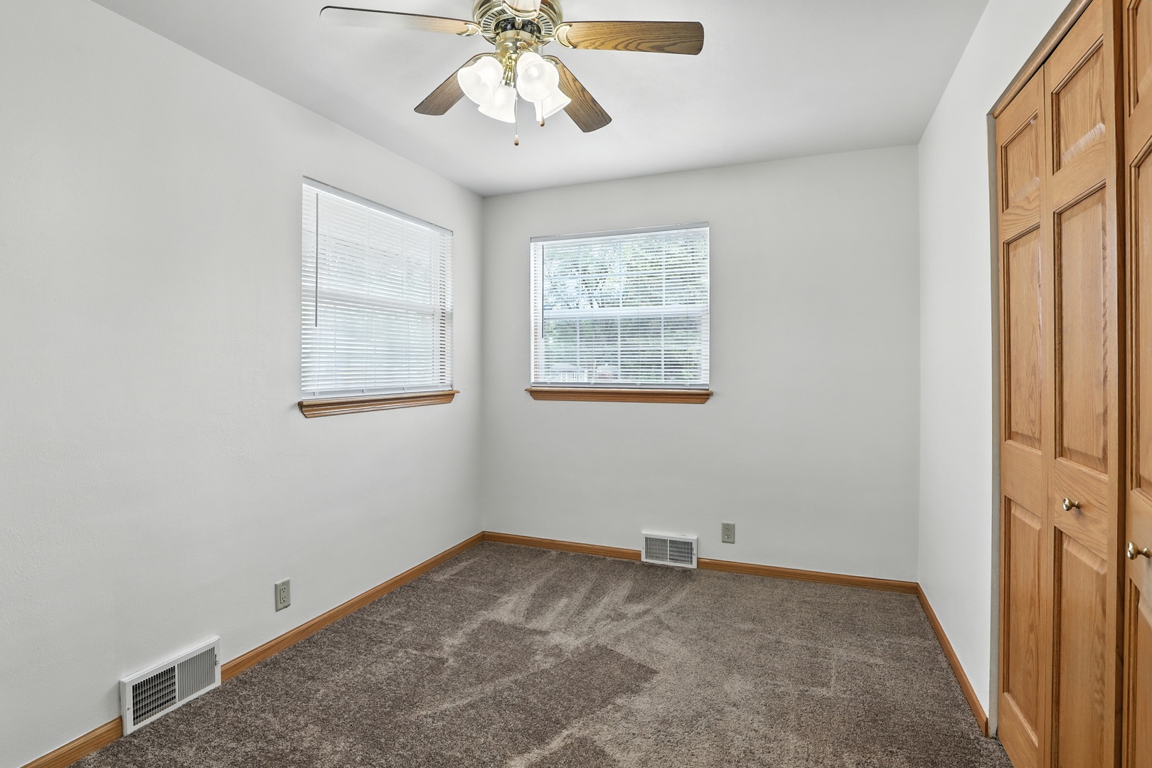 1401 20th Street, Zion, IL 60099