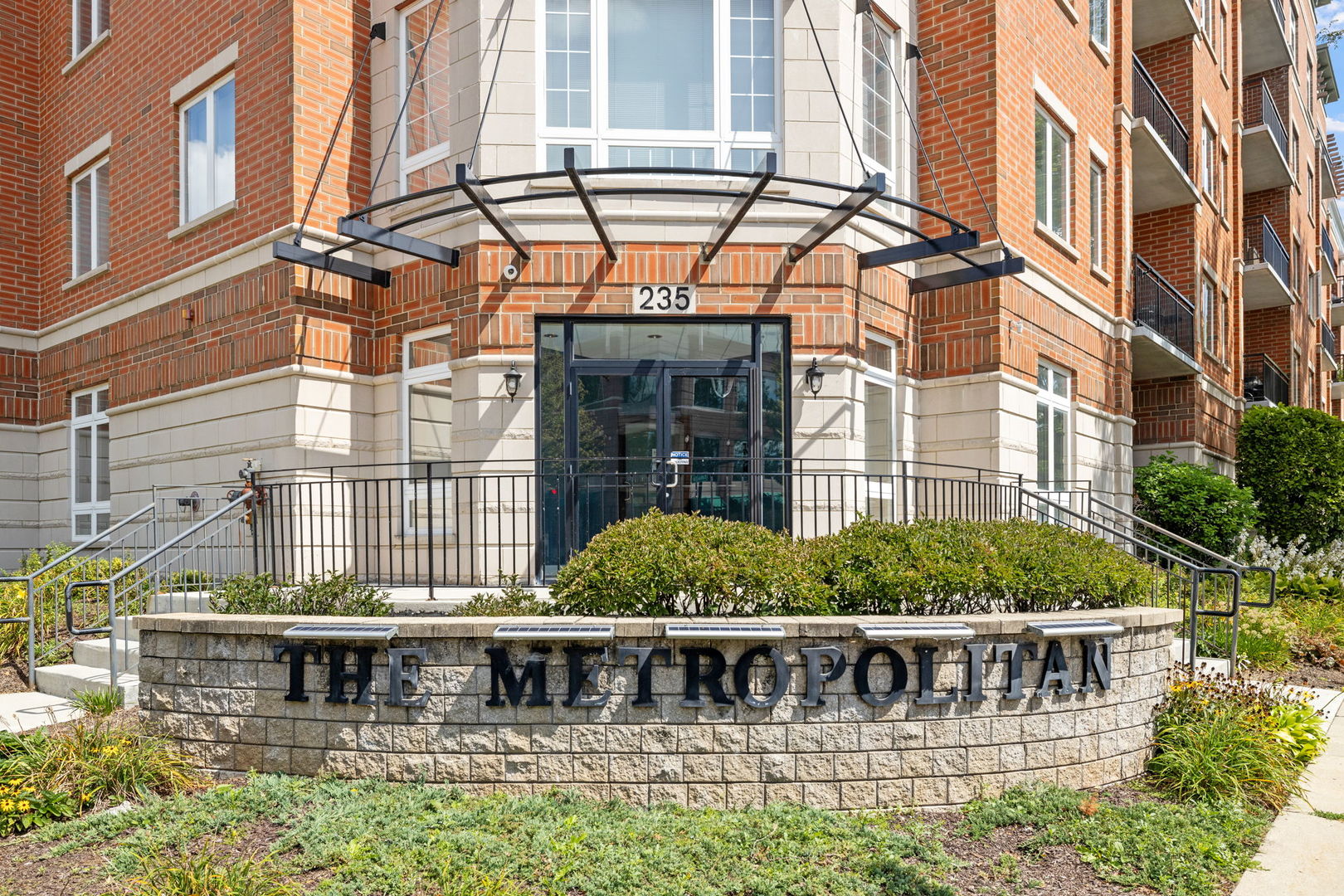 235 N Smith Street #401, Palatine, IL 60067