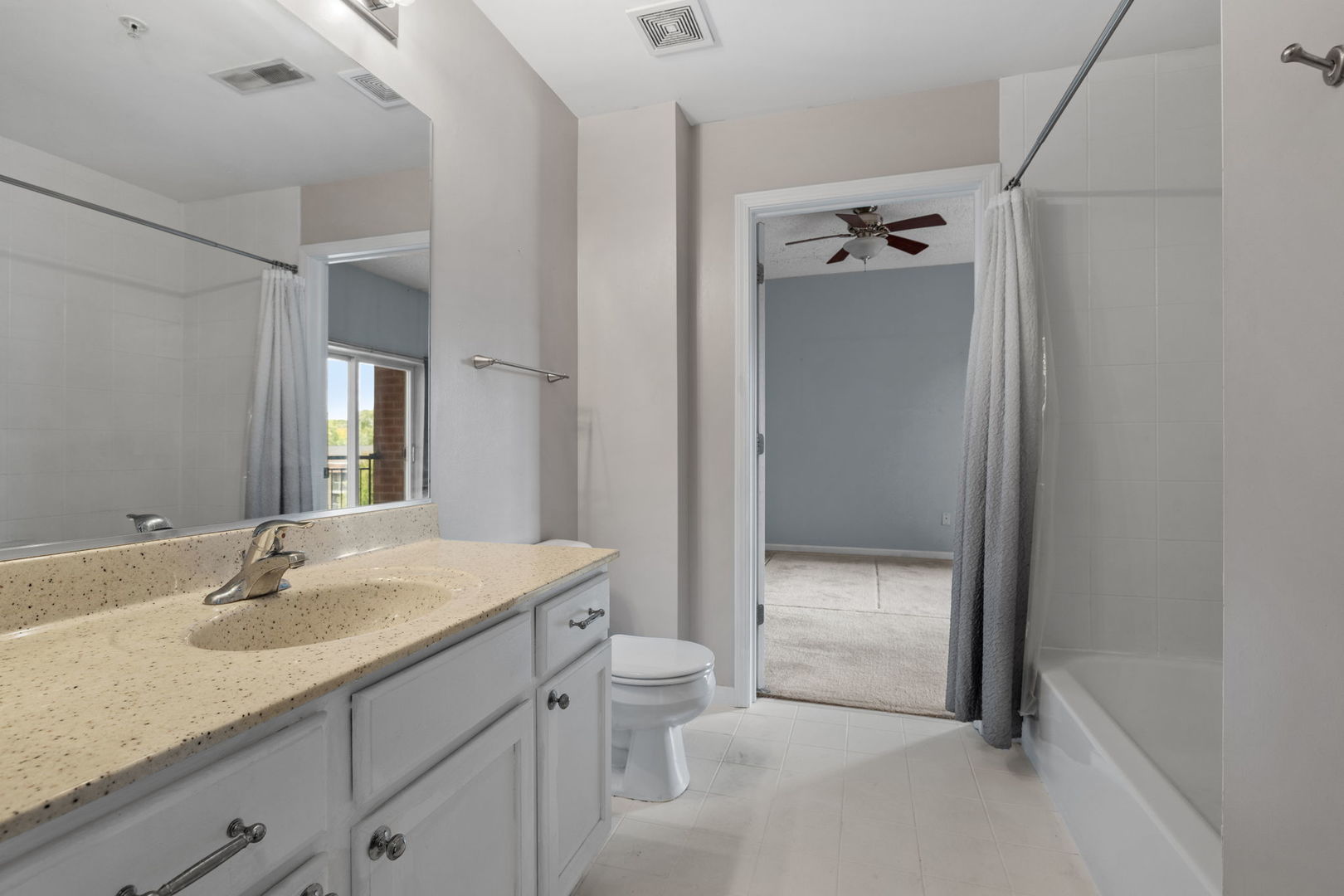 235 N Smith Street #401, Palatine, IL 60067