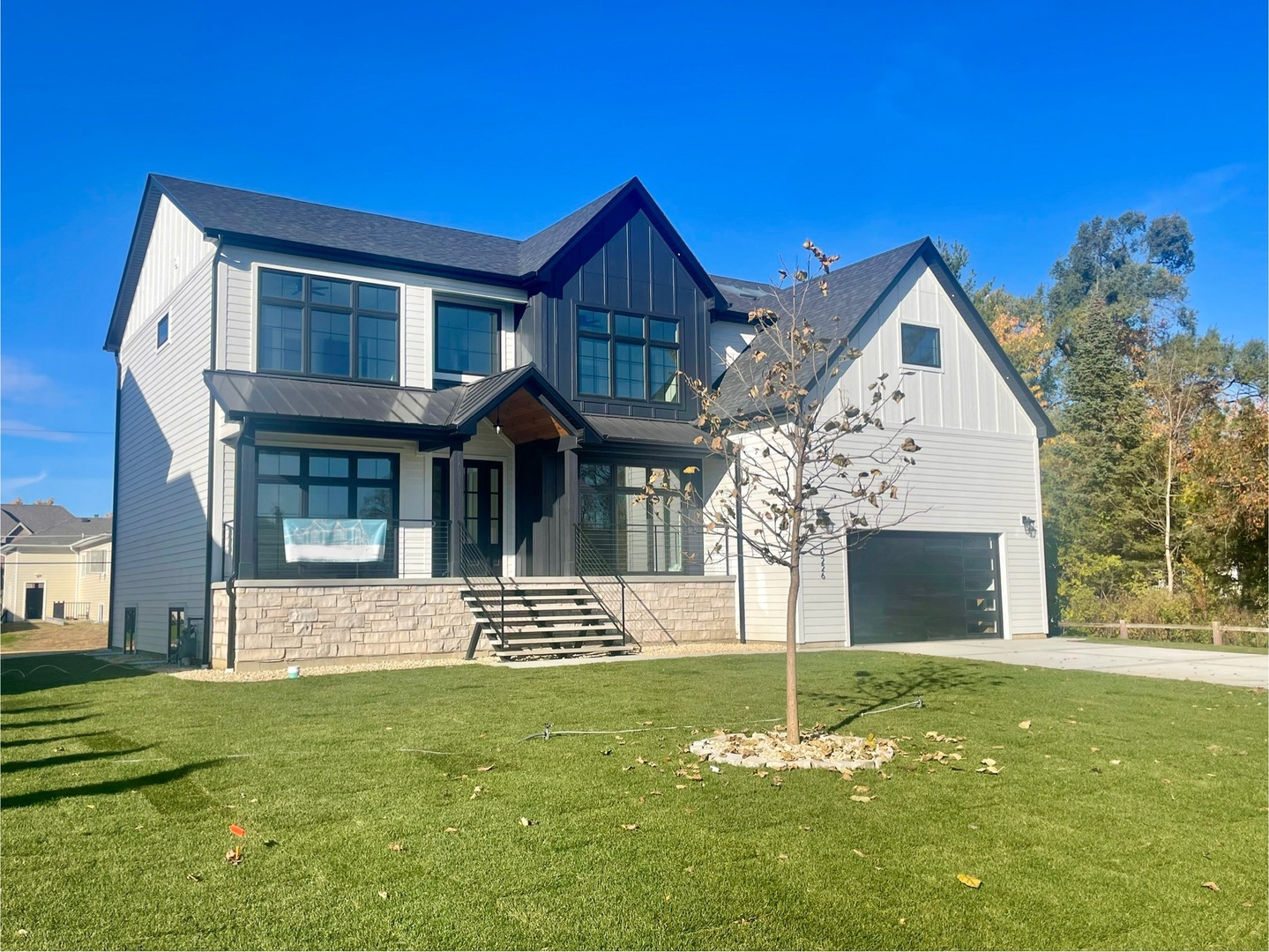 10226 S 81st Avenue, Palos Hills, IL 60465