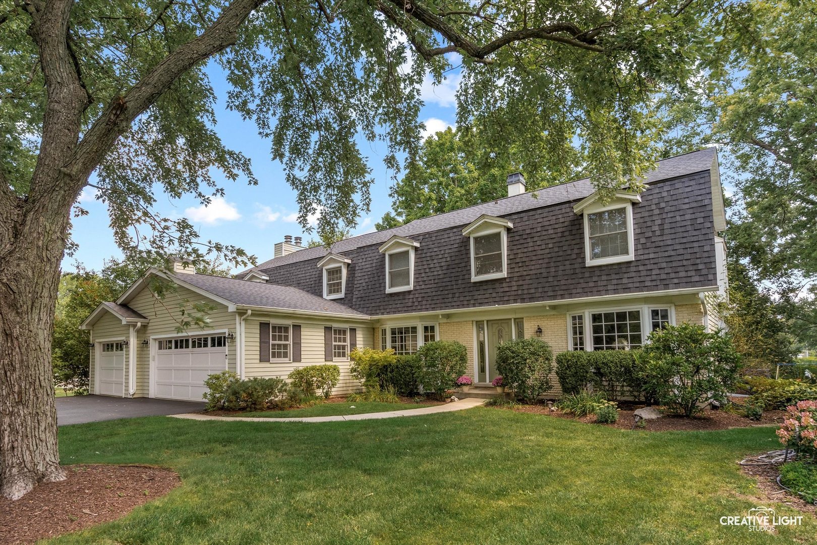 1101 Barberry Court, Downers Grove, IL 60515