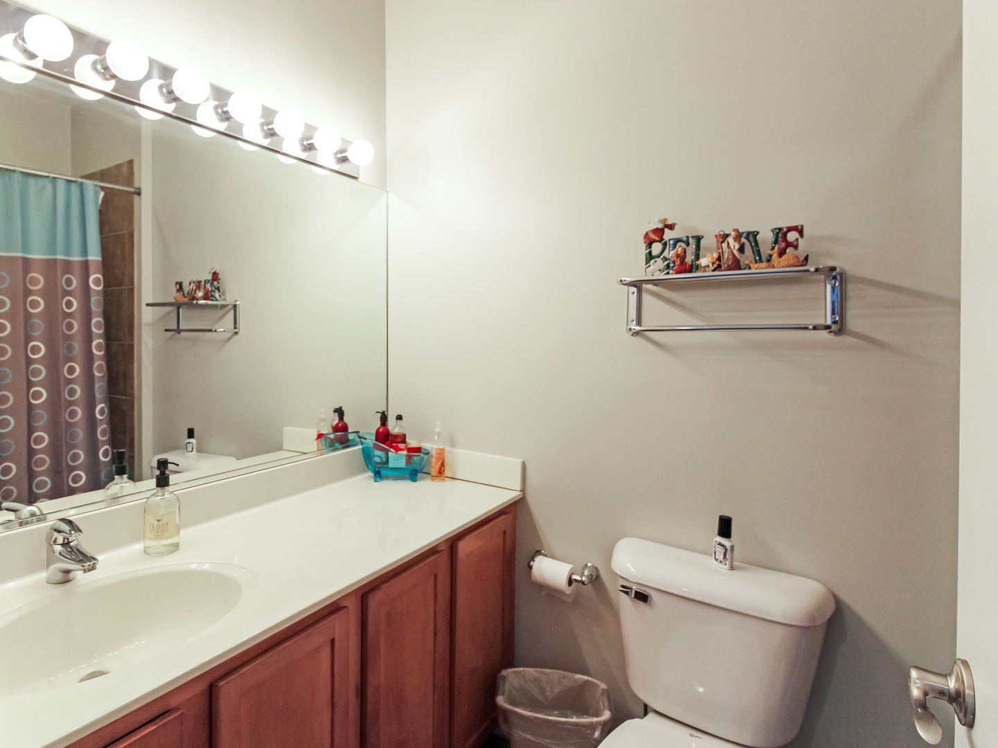 2409 W 32nd Place, Chicago, IL 60608