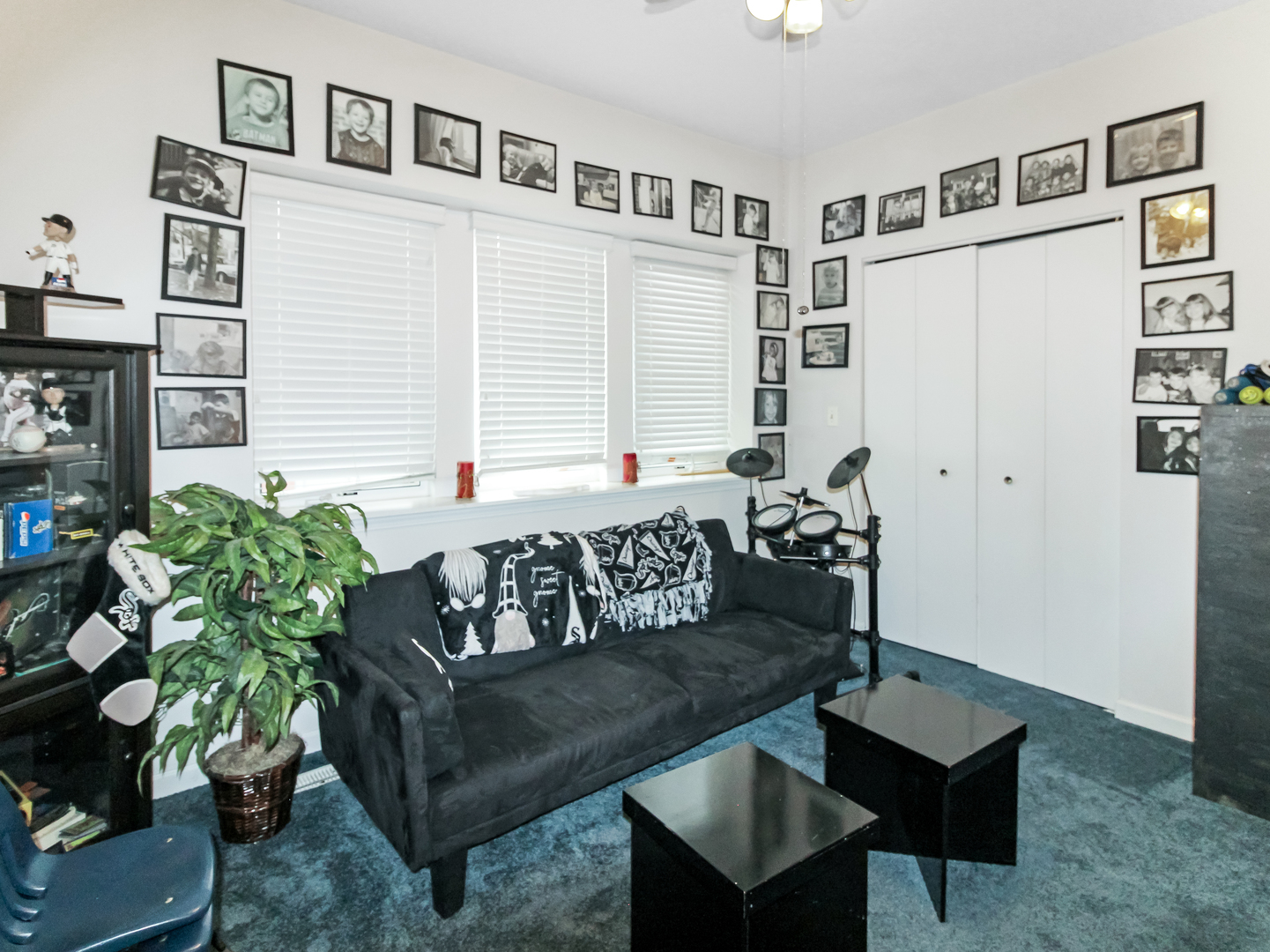 2409 W 32nd Place, Chicago, IL 60608