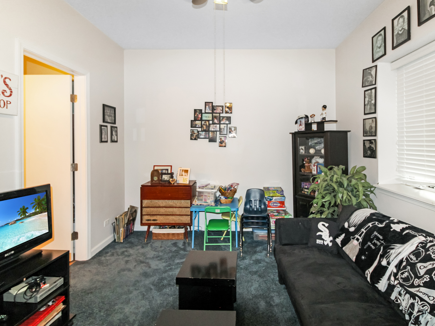 2409 W 32nd Place, Chicago, IL 60608