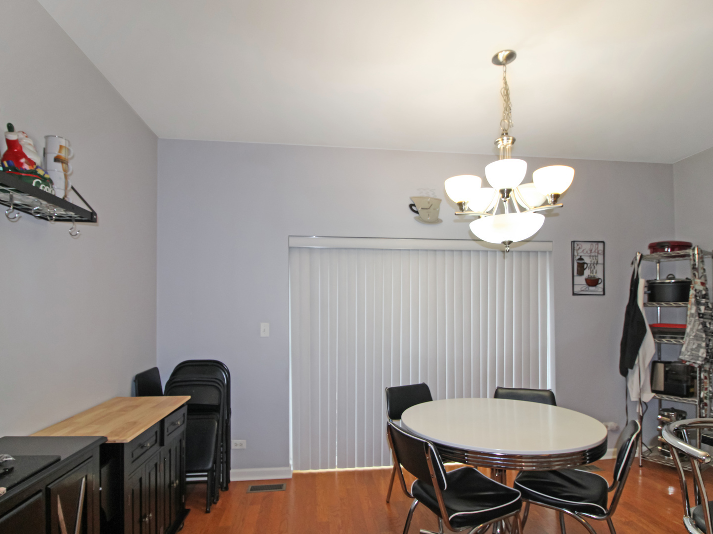 2409 W 32nd Place, Chicago, IL 60608