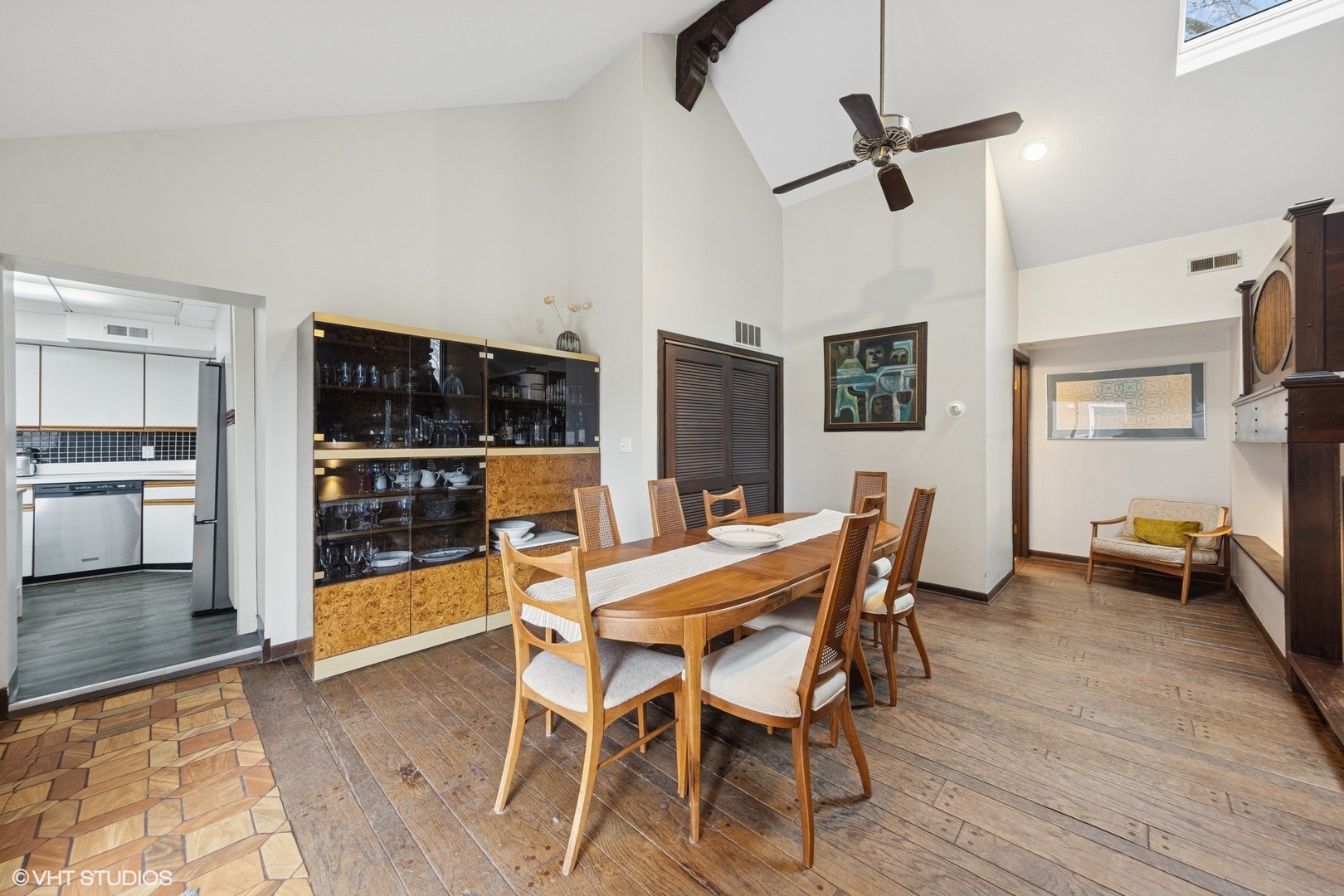 1720 W 54th Place, La Grange Highlands, IL 60525