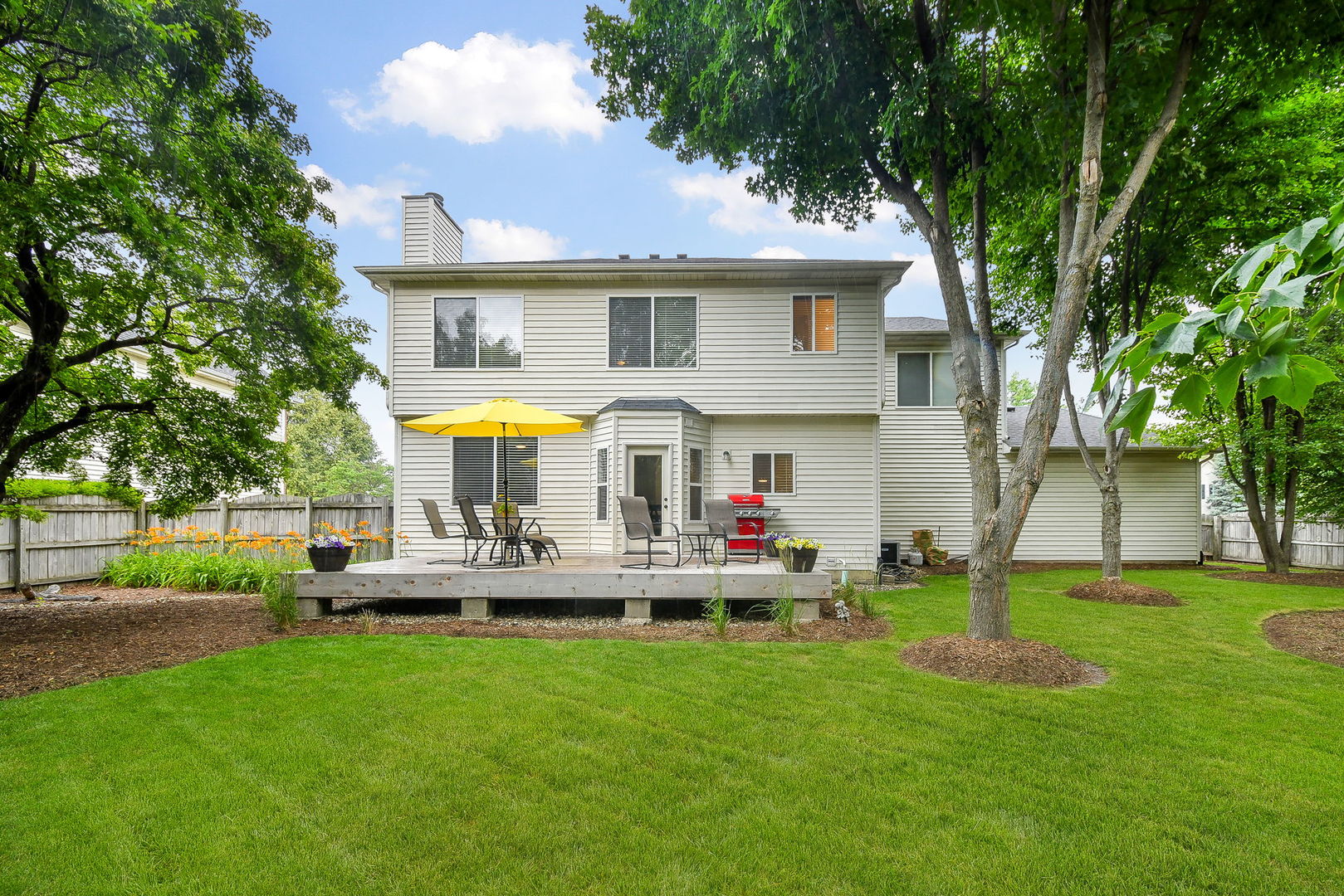 208 Mill Street, Batavia, IL 60510