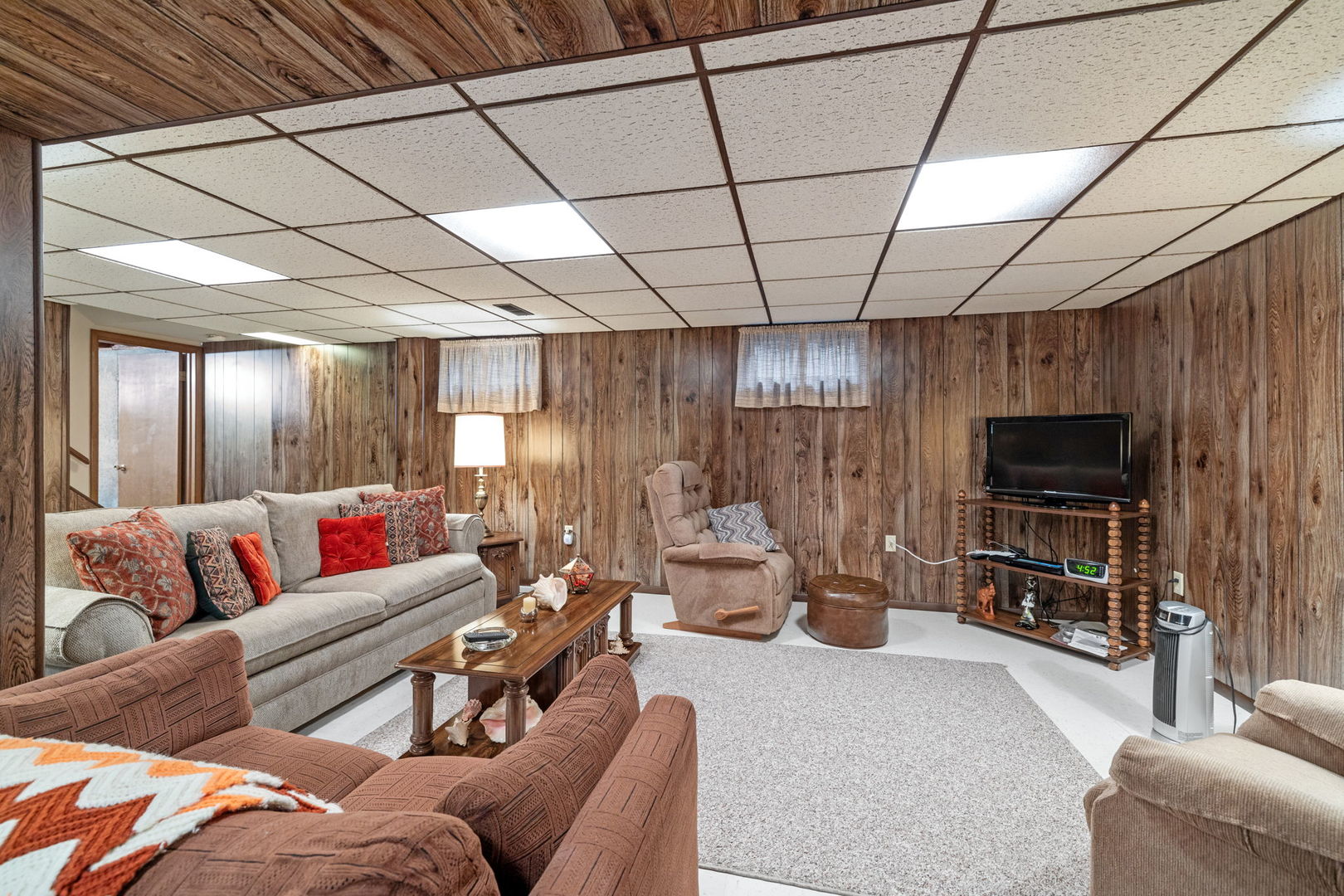 927 Putnam Drive, Lockport, IL 60441