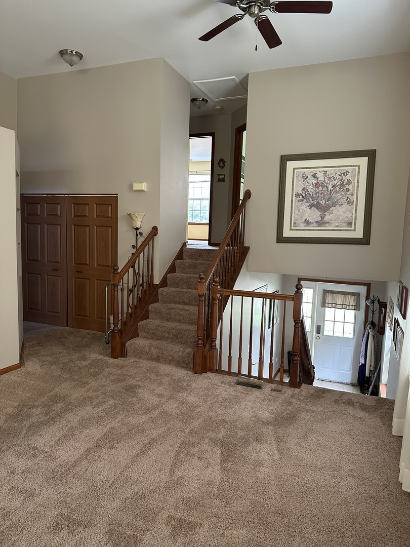 705 Littleton Trail, Elgin, IL 60120