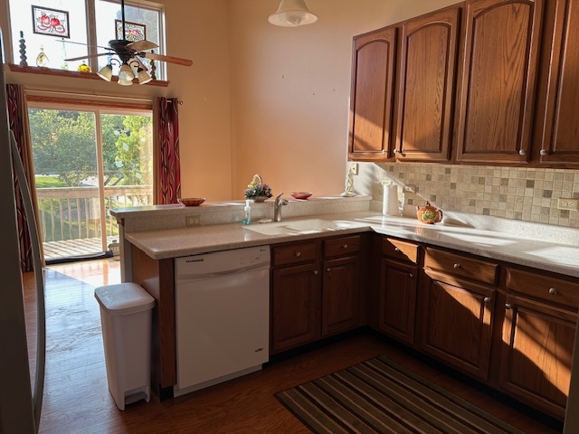 705 Littleton Trail, Elgin, IL 60120
