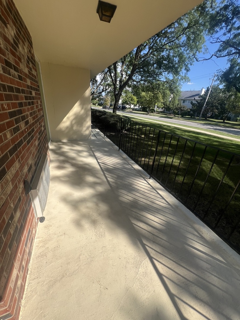 1150 E Jackson Street #1C, Lombard, IL 60148