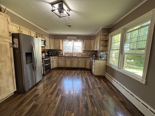 43220 N Deep Lake Road, Antioch, IL 60002