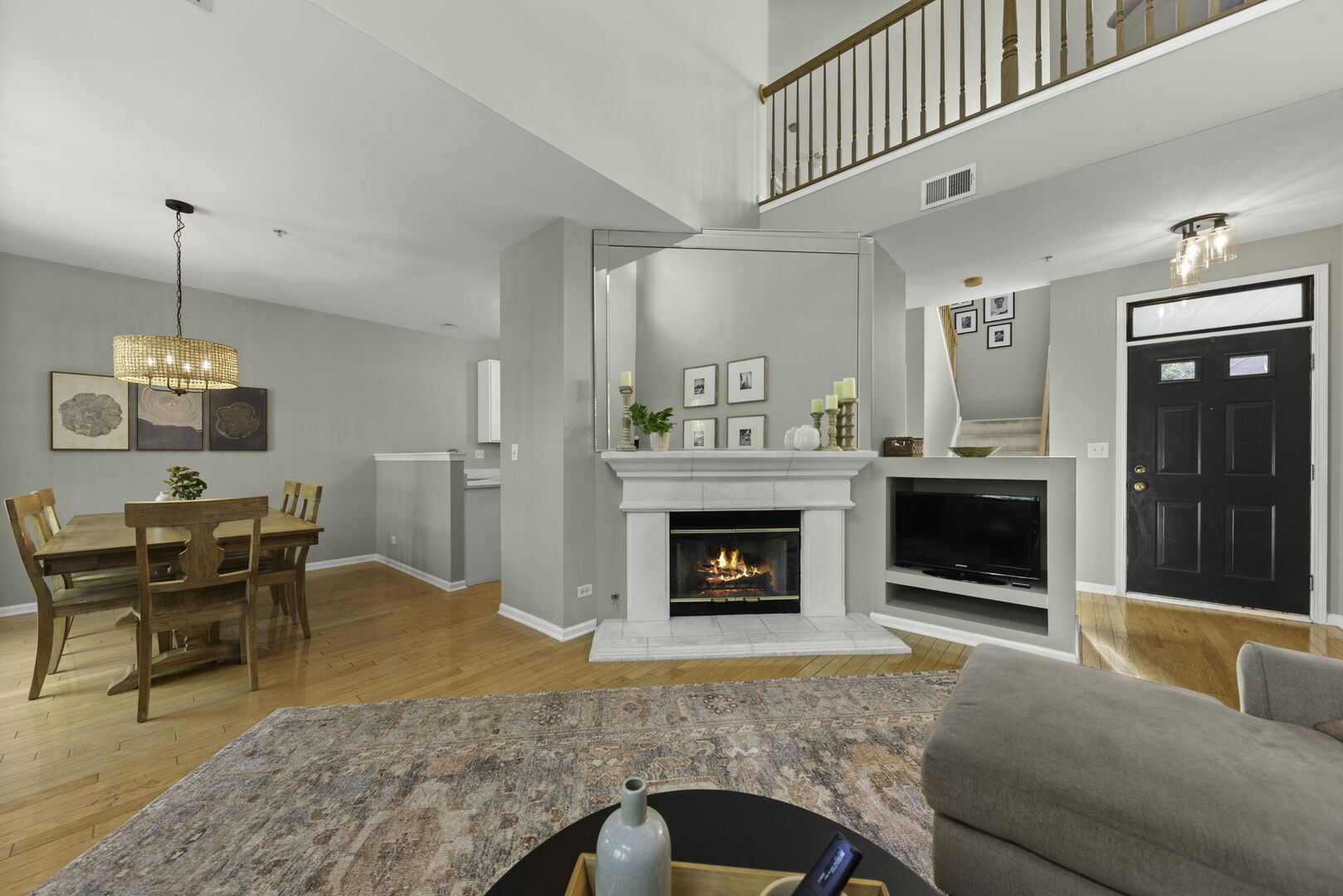 130 Tanglewood Drive, Glen Ellyn, IL 60137