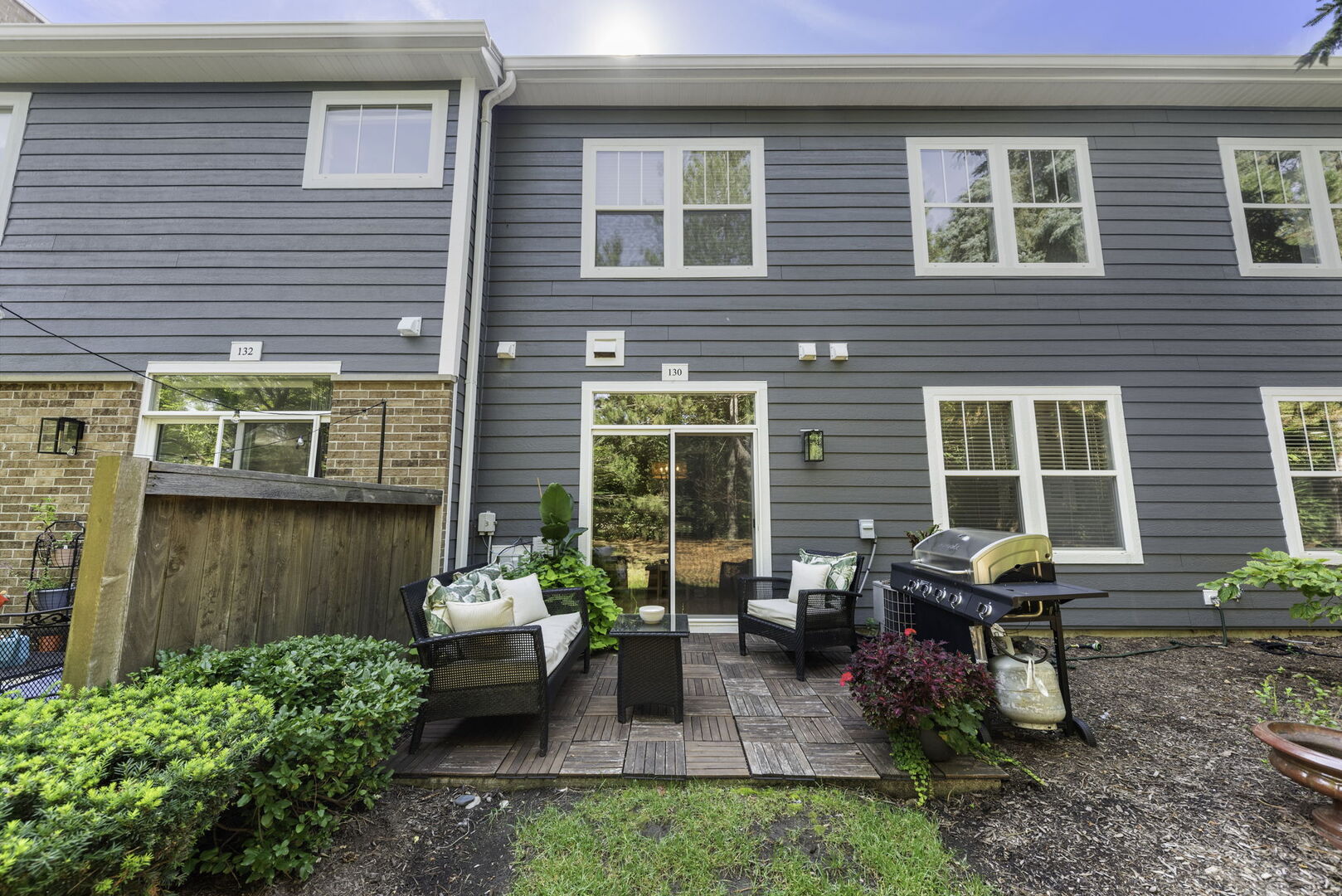 130 Tanglewood Drive, Glen Ellyn, IL 60137