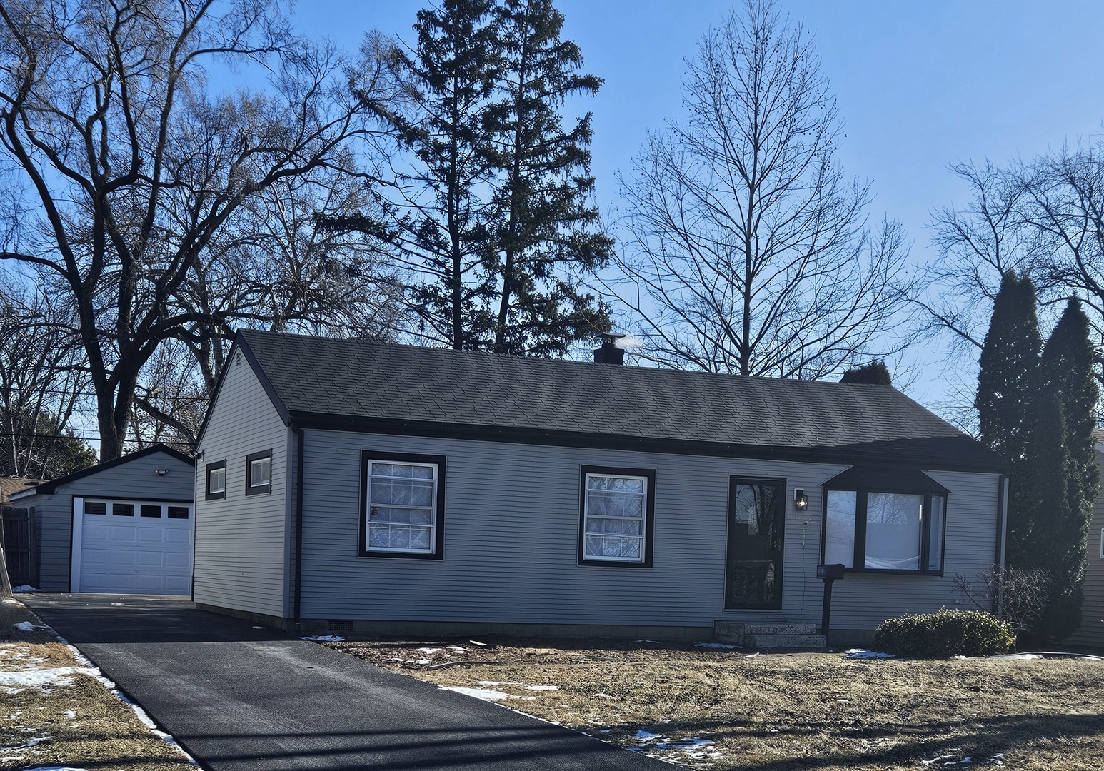 1129 Campbell Avenue, Wheaton, IL 60187