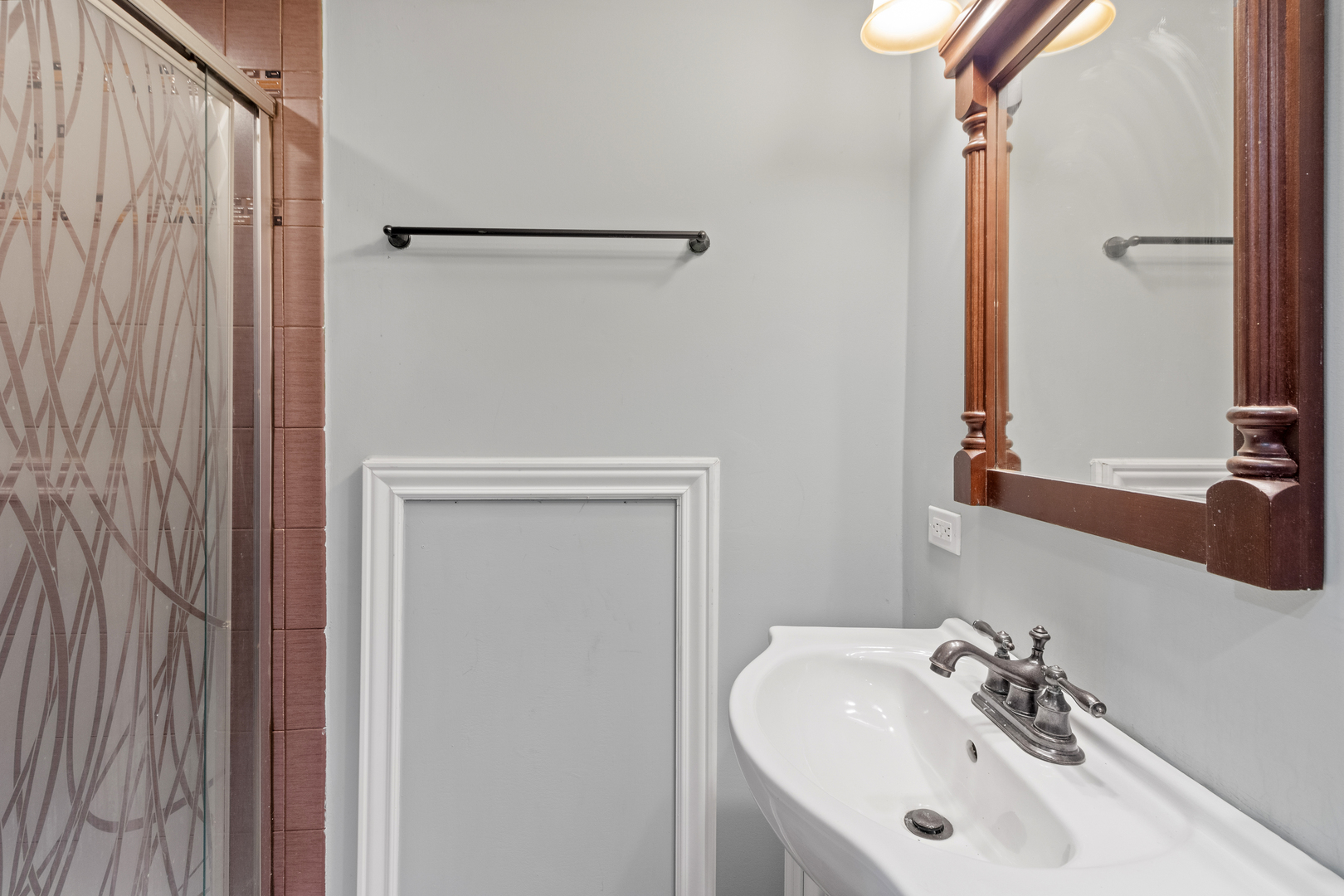 951 Dearborn Circle, Carol Stream, IL 60188