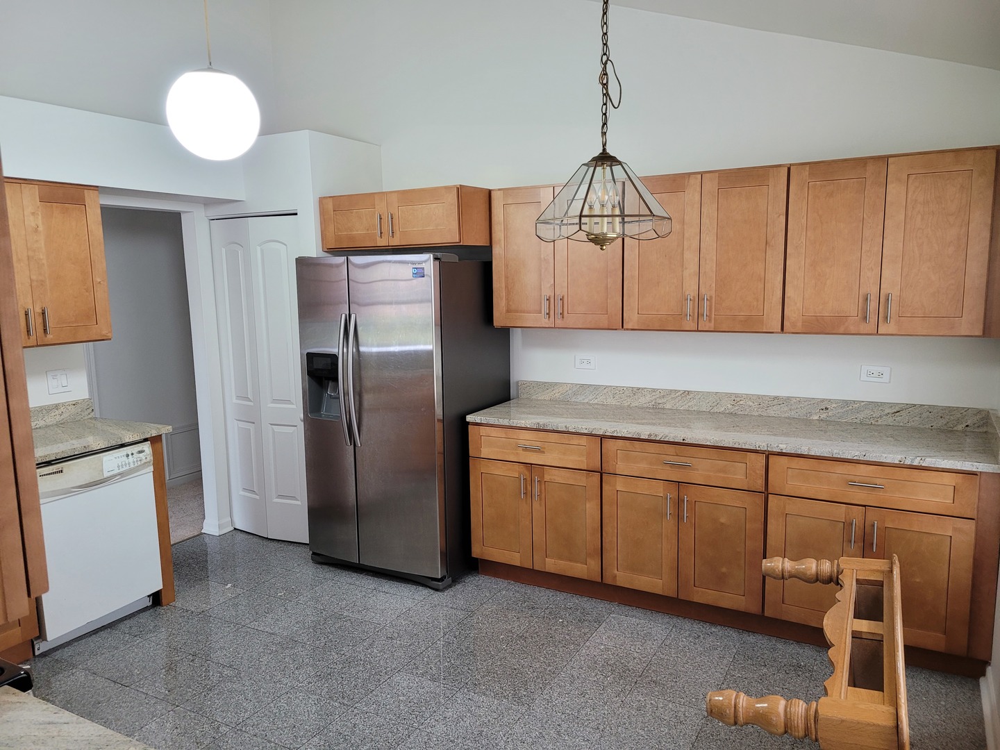 175 Arboretum Drive, Lombard, IL 60148