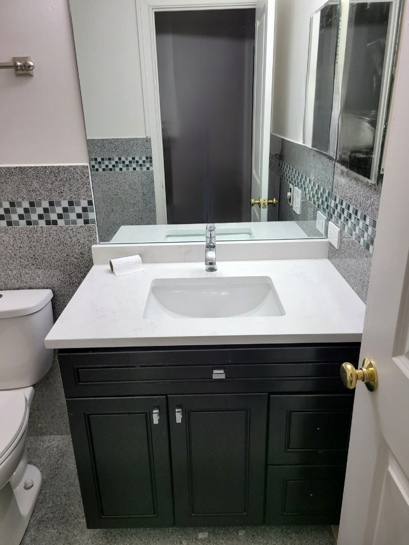 175 Arboretum Drive, Lombard, IL 60148