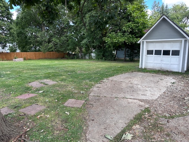 431 N Crystal Street, Elgin, IL 60123