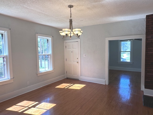431 N Crystal Street, Elgin, IL 60123