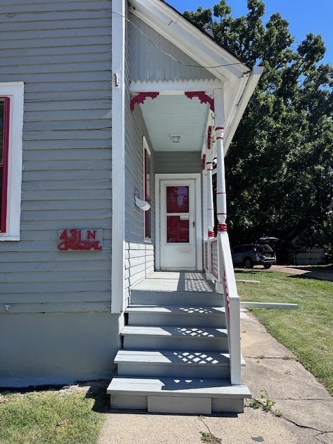 431 N Crystal Street, Elgin, IL 60123