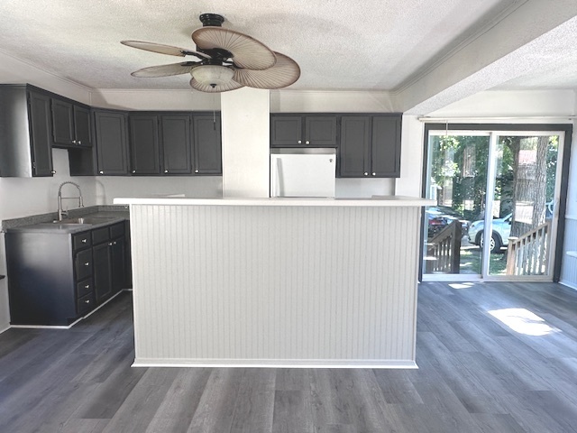 431 N Crystal Street, Elgin, IL 60123