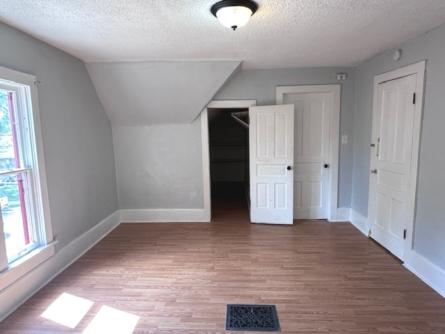 431 N Crystal Street, Elgin, IL 60123