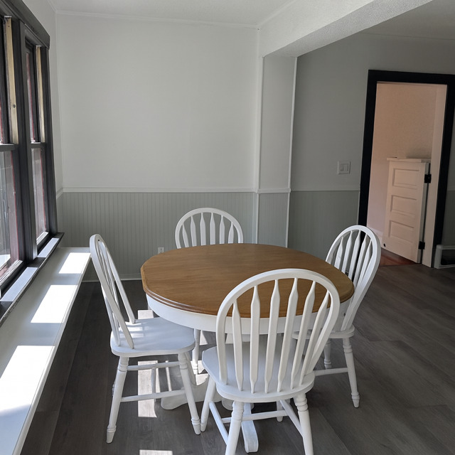 431 N Crystal Street, Elgin, IL 60123