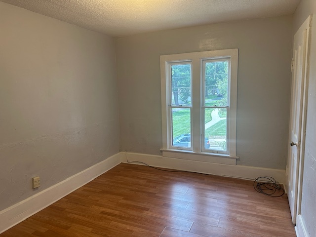 431 N Crystal Street, Elgin, IL 60123