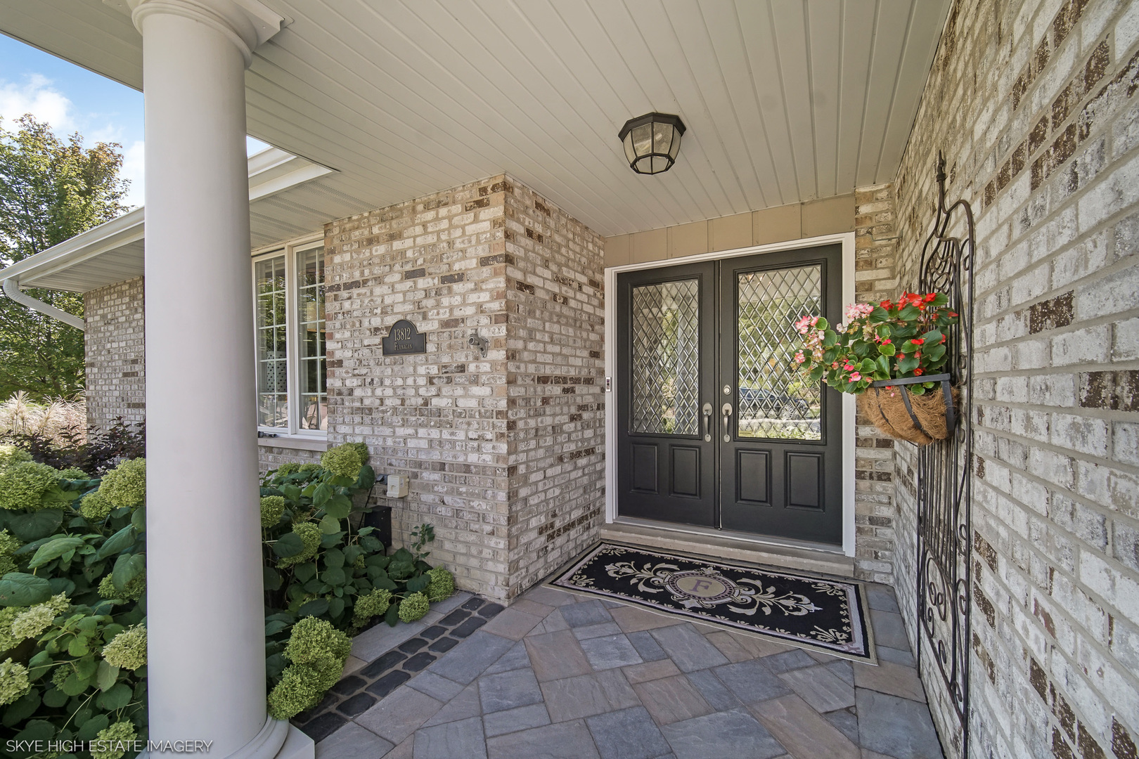 13812 Mccabe Drive, Orland Park, IL 60467