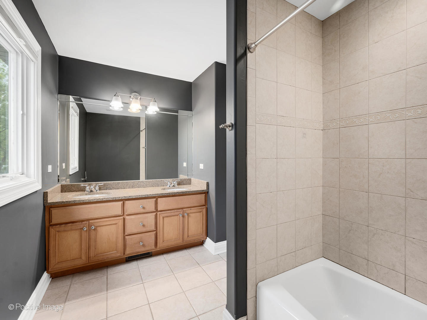 4512 Wilson Avenue, Downers Grove, IL 60515