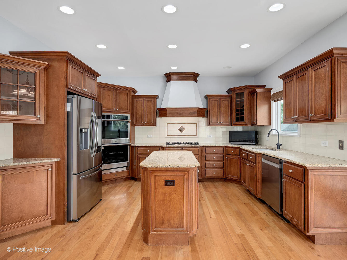 4512 Wilson Avenue, Downers Grove, IL 60515