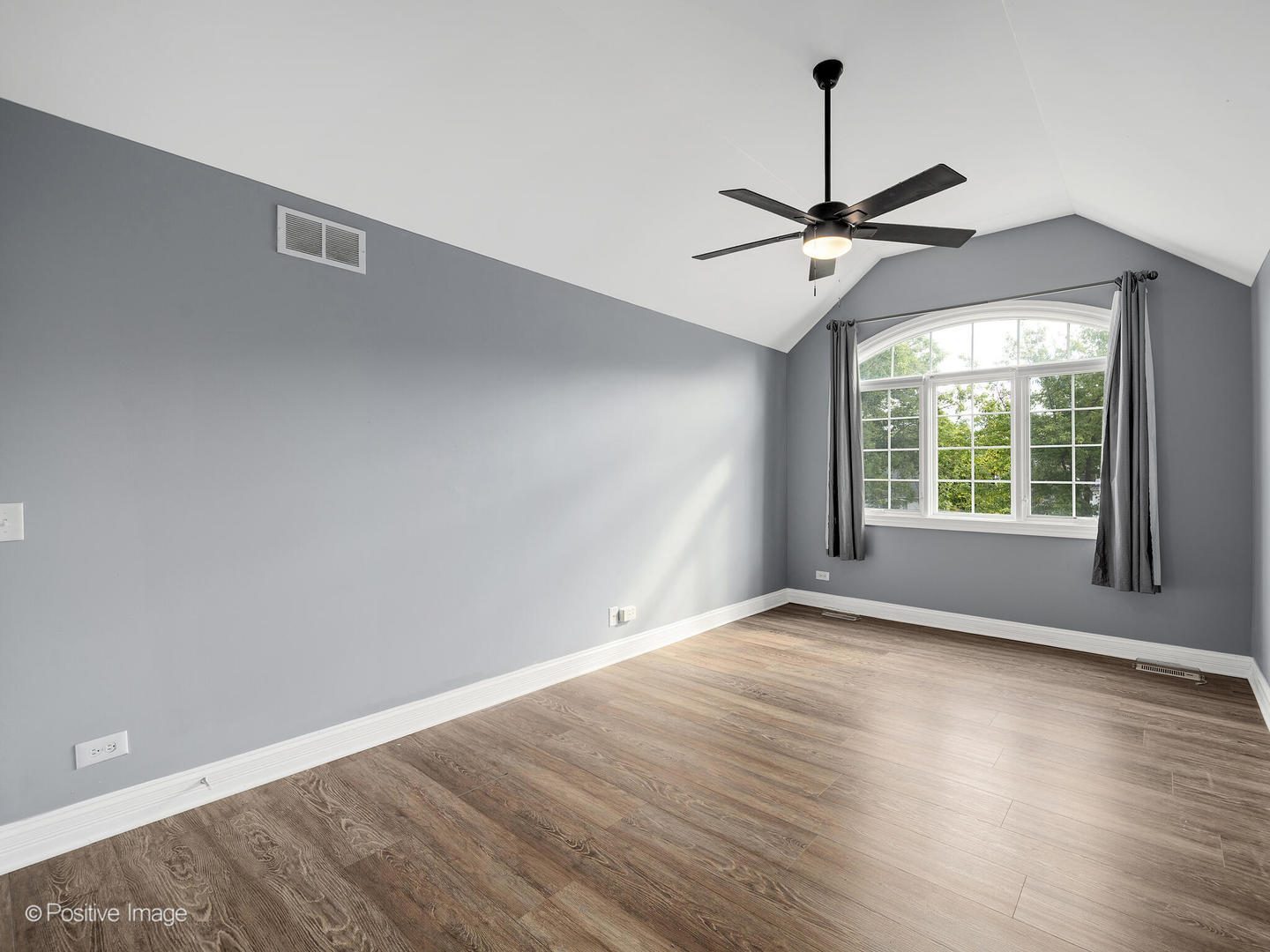 4512 Wilson Avenue, Downers Grove, IL 60515