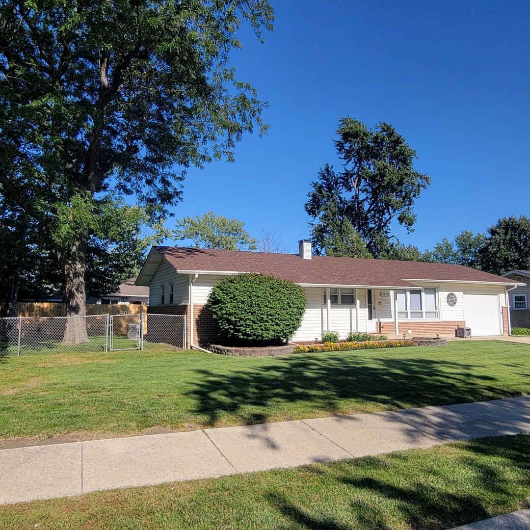 15001 Park Avenue, Oak Forest, IL 60452