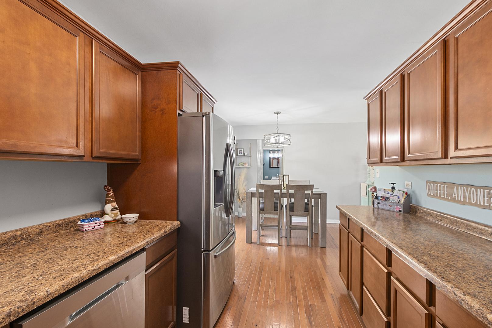 15001 Park Avenue, Oak Forest, IL 60452