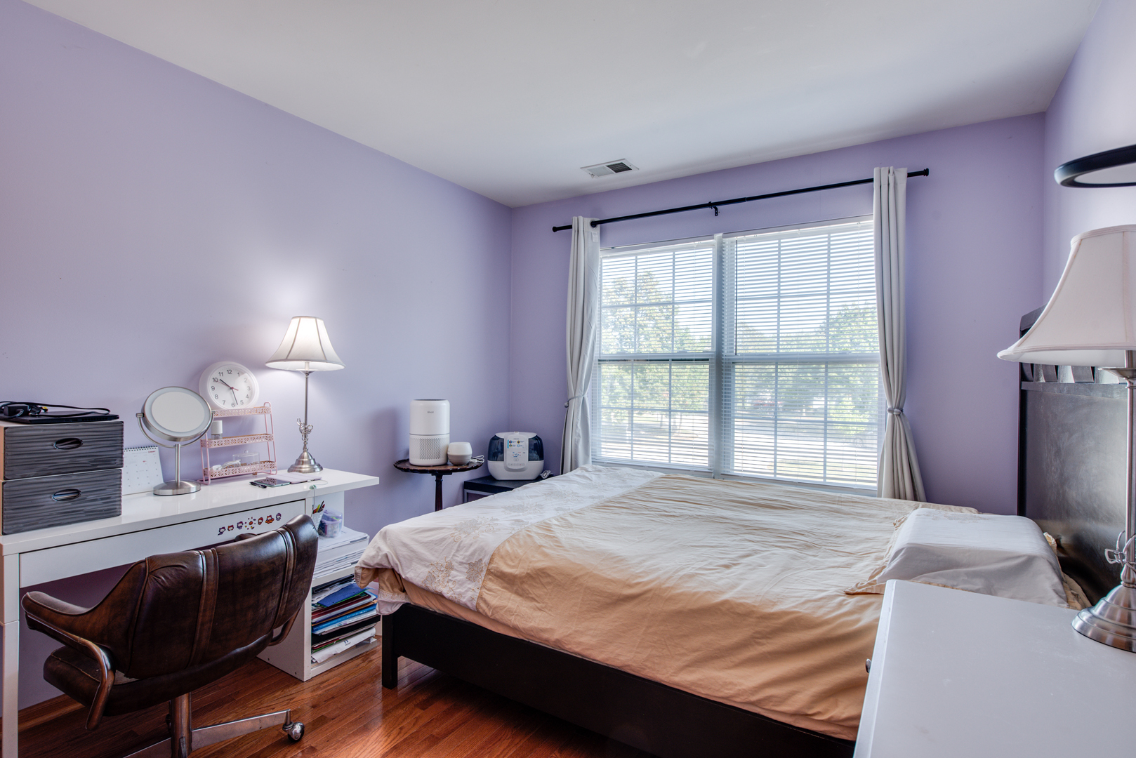 1259 Lakewood Circle, Naperville, IL 60540