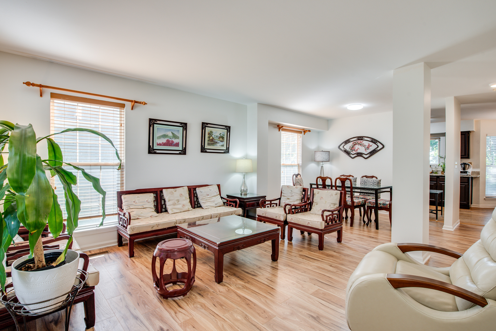 1259 Lakewood Circle, Naperville, IL 60540