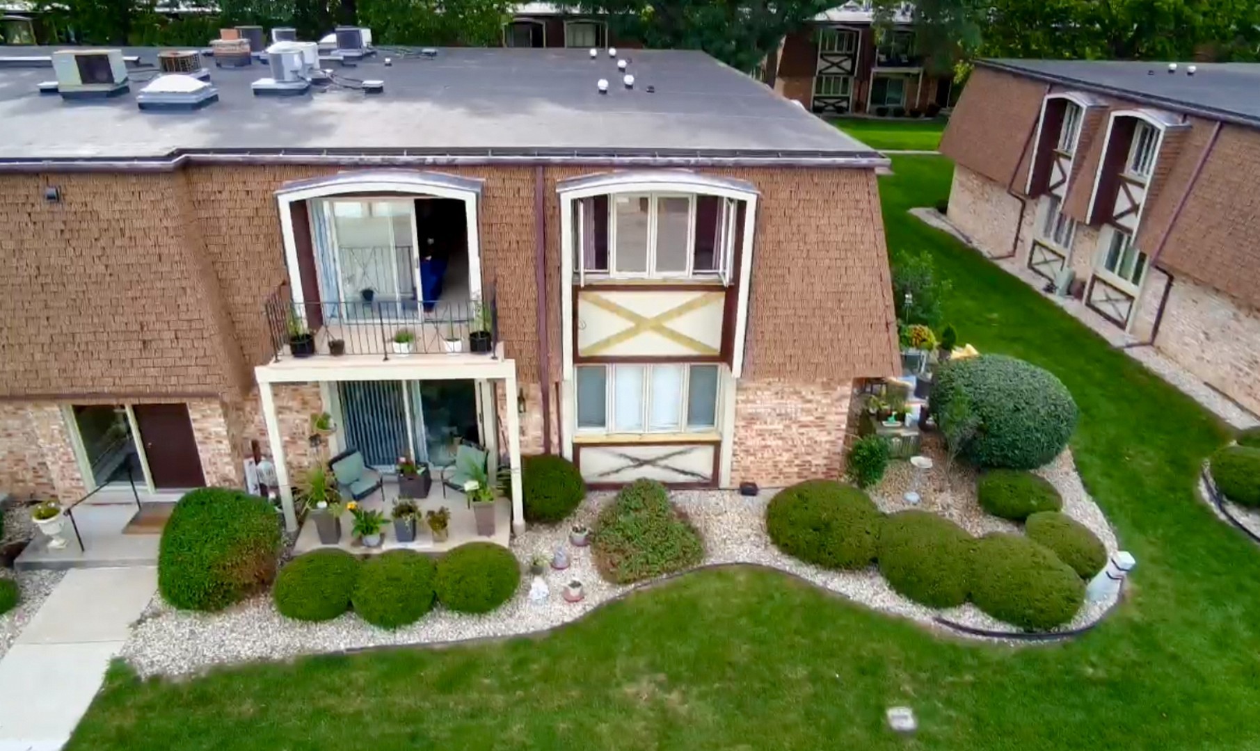 12750 Carriage Lane #F2, Crestwood, IL 60418