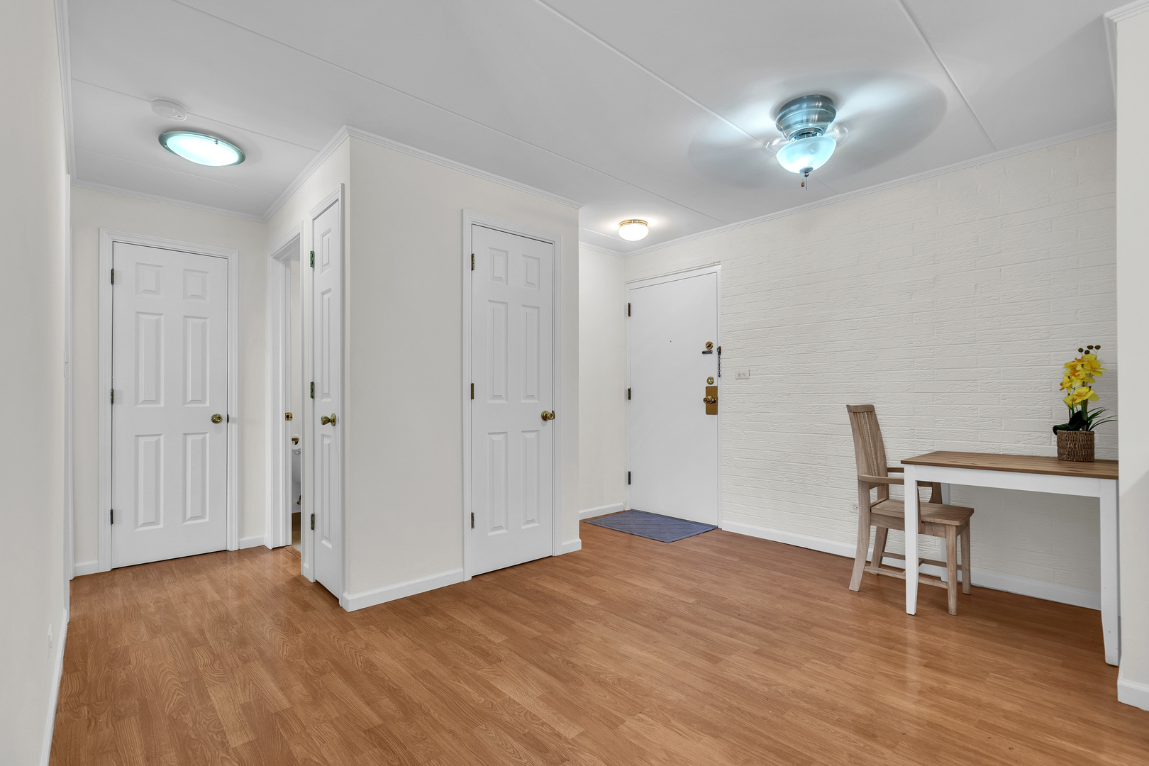 315 DES PLAINES Avenue #506, Forest Park, IL 60130