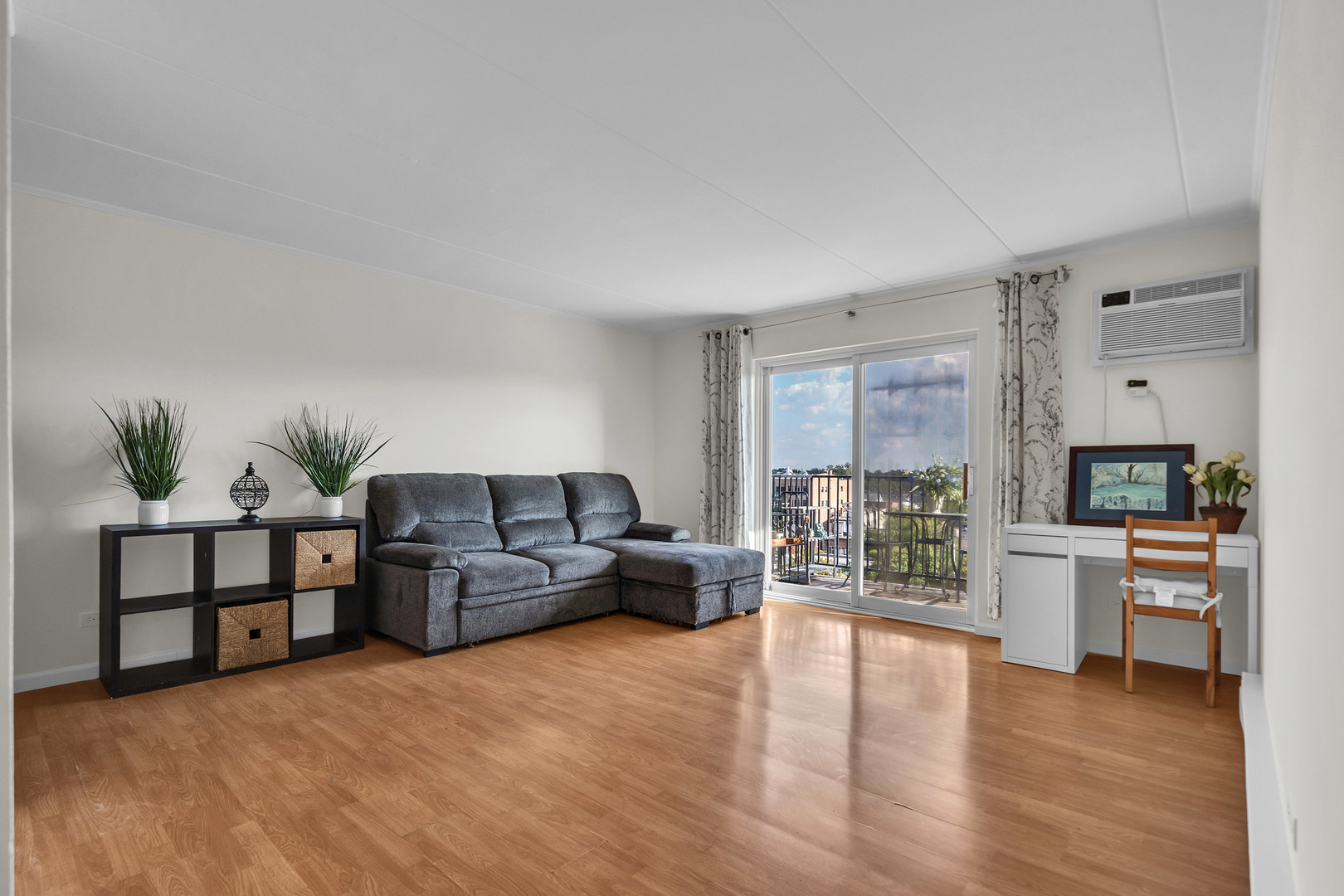 315 DES PLAINES Avenue #506, Forest Park, IL 60130