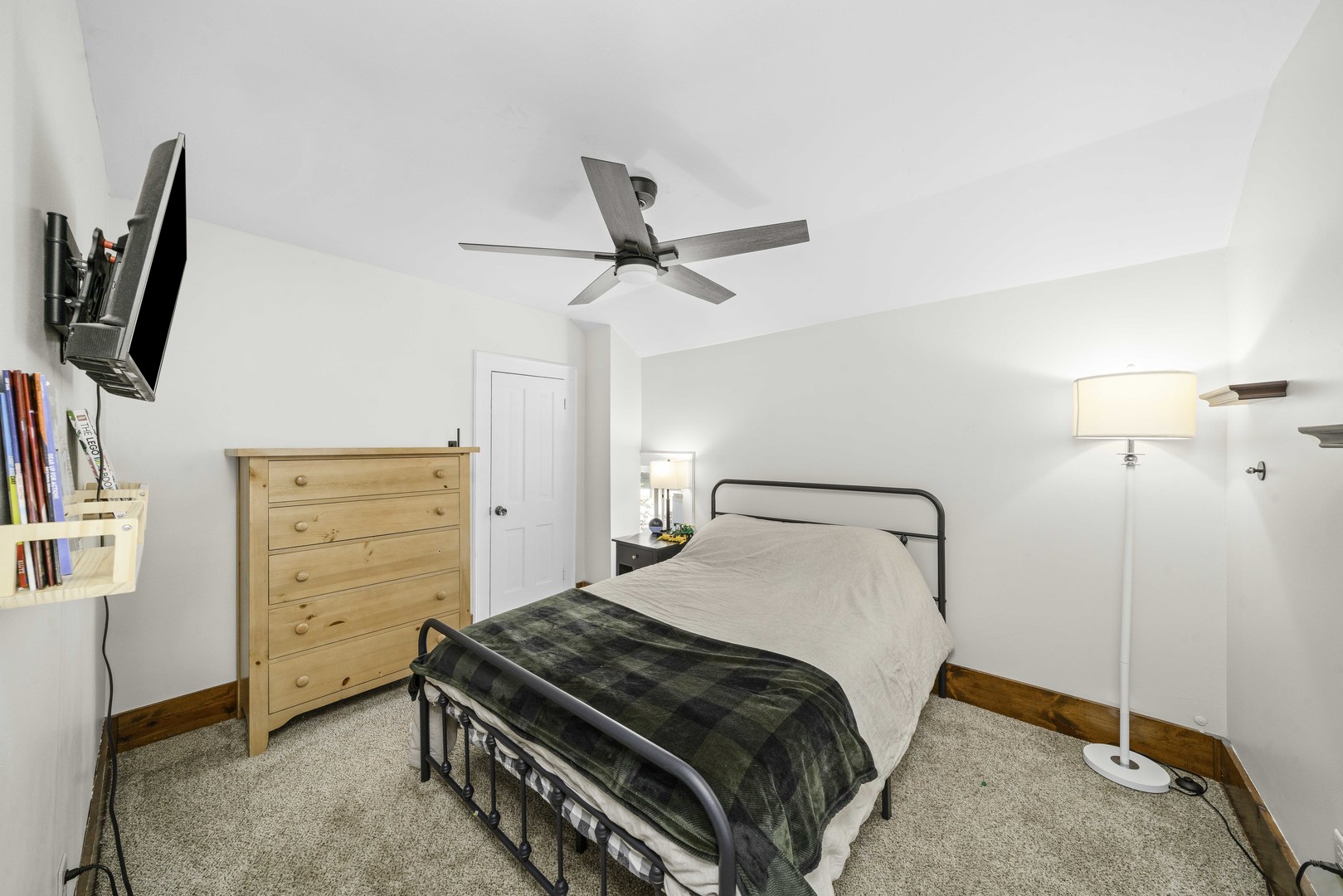 209 E 1st Street, Sandwich, IL 60548