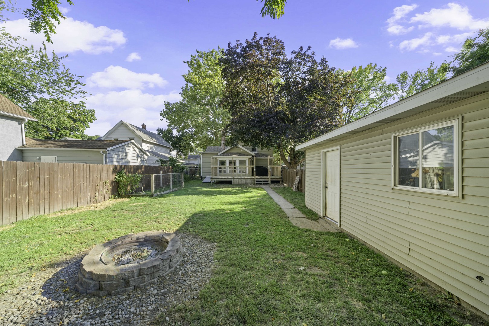 209 E 1st Street, Sandwich, IL 60548