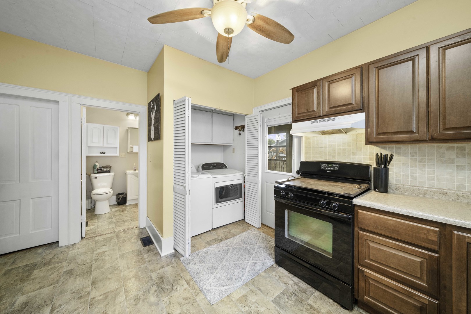 209 E 1st Street, Sandwich, IL 60548
